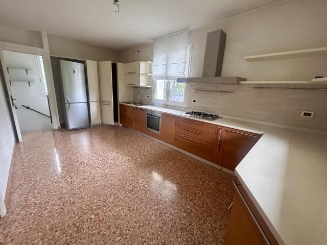 Villa Indipendente in vendita a Padova, Veneto