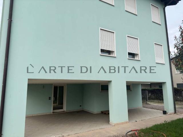 Villa Indipendente in vendita a Montà, Padova