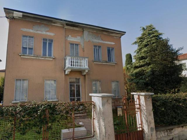 Villa Indipendente in vendita a Padova