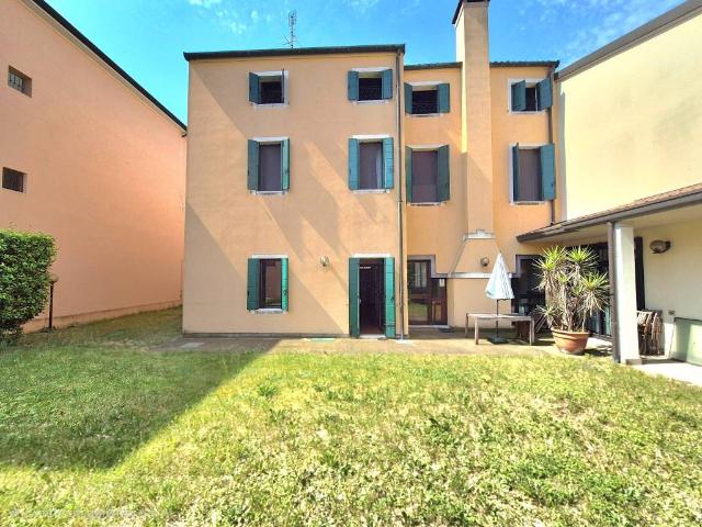 Villa Indipendente in vendita a San Giuseppe, Padova