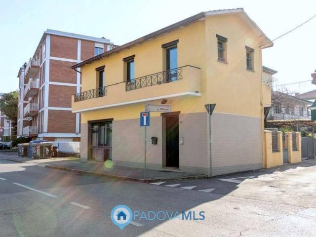 Villa Indipendente in vendita a Sant'Osvaldo, Padova