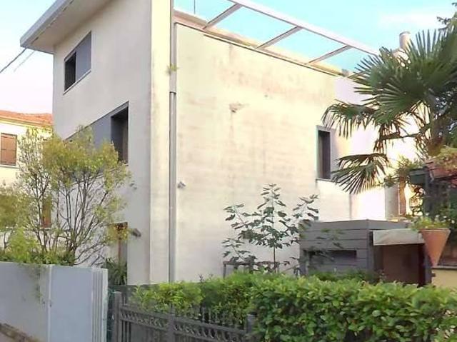 Villa Indipendente in vendita a Padova, Veneto