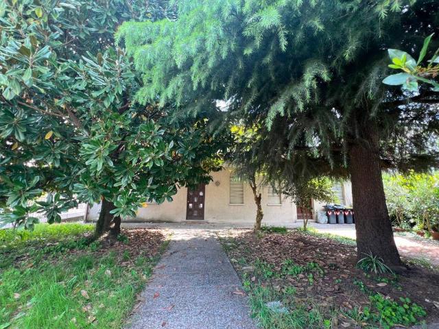 Villa Indipendente in vendita a Cave, Padova