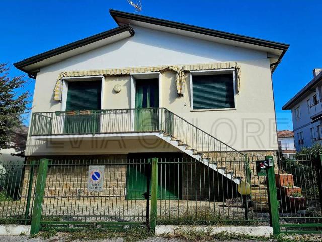 Villa Indipendente in vendita a Stanga, Padova
