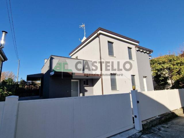 Villa Indipendente in vendita a Stanga, Padova