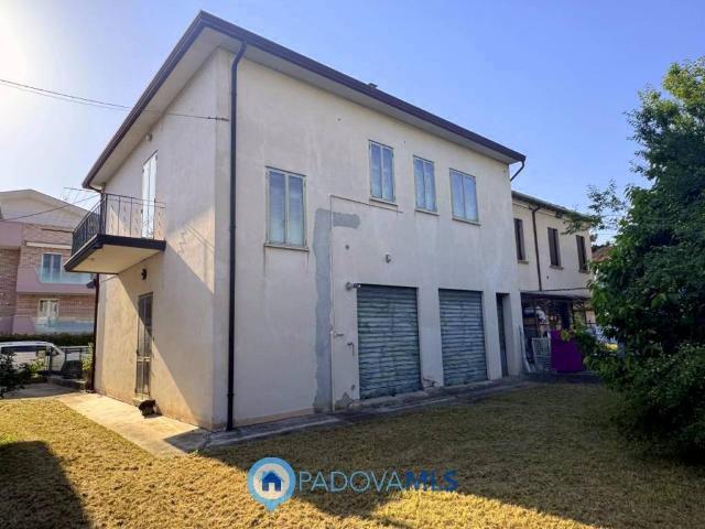 Villa Indipendente in vendita a Padova, Veneto