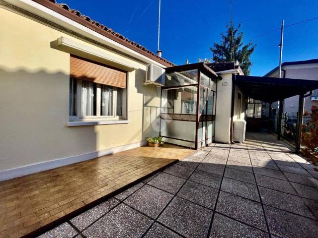 Villa Indipendente in vendita a Brusegana, Padova