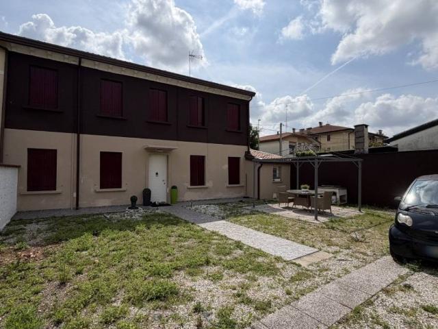 Villa Indipendente in vendita a Pontevigodarzere, Padova