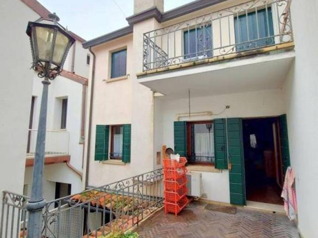 Villa Indipendente in vendita a Padova