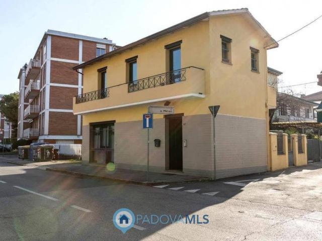Villa Indipendente in vendita a Sant'Osvaldo, Padova