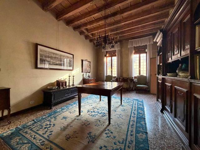 Villa Indipendente in vendita a Madonna Pellegrina, Padova