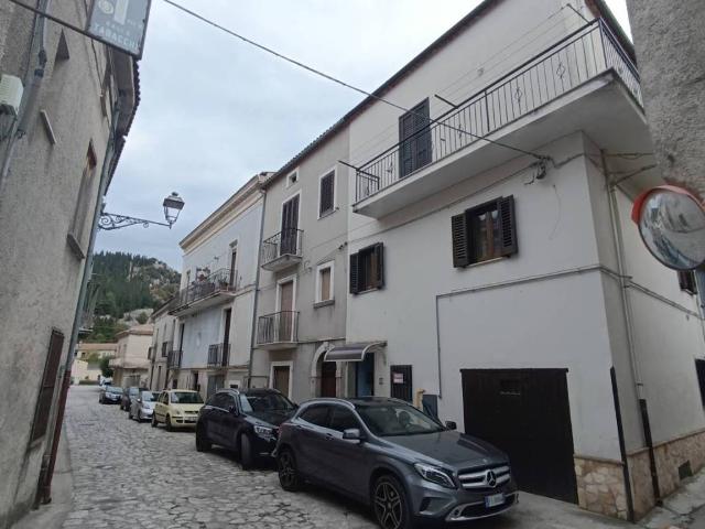 Villa Indipendente in vendita a Padula, Campania