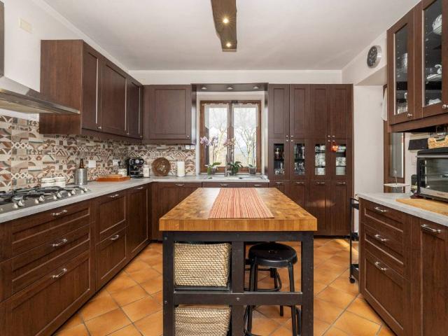 Villa Indipendente in vendita a Piemonte, Cuneo