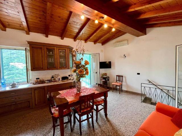Villa Indipendente in vendita a Pagliara, Sicilia