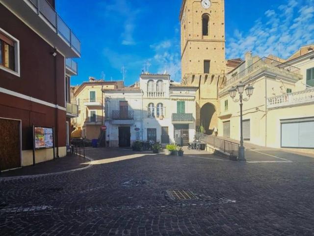 Villa Indipendente in vendita a Paglieta, Abruzzo