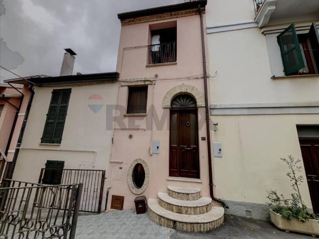 Villa Indipendente in vendita a Paglieta, Abruzzo