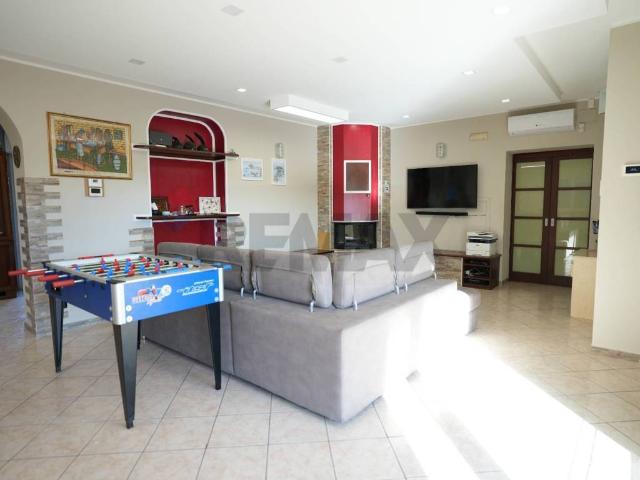 Villa Indipendente in vendita a Paglieta, Abruzzo