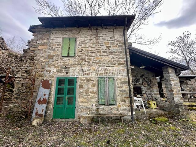 Villa Indipendente in vendita a Unione dei comuni del Distretto Ceramico, Palagano