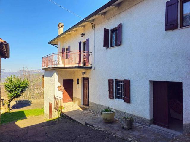 Villa Indipendente in vendita a Unione dei comuni del Distretto Ceramico, Palagano