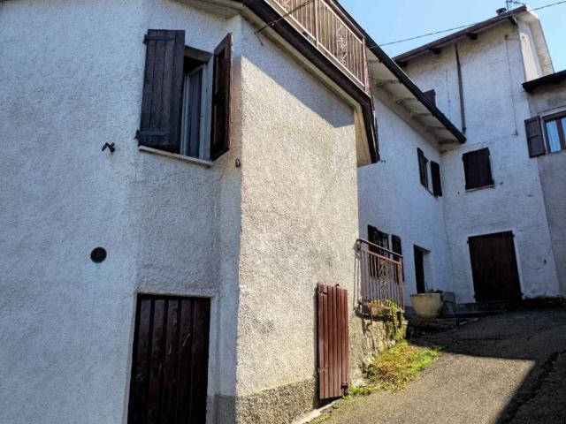 Villa Indipendente in vendita a Unione dei comuni del Distretto Ceramico, Palagano