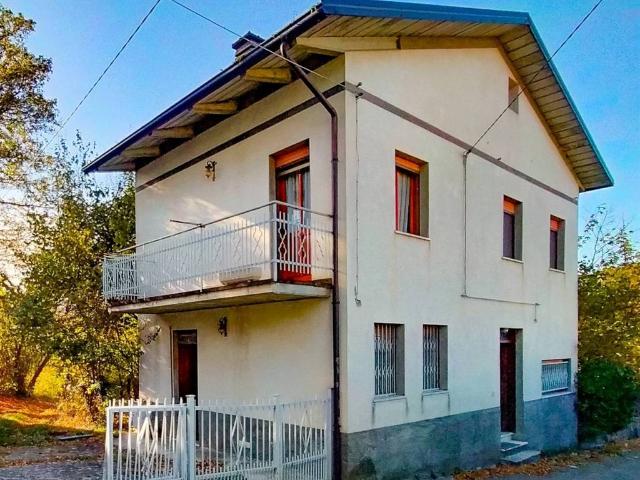 Villa Indipendente in vendita a Unione dei comuni del Distretto Ceramico, Palagano