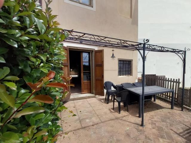 Villa Indipendente in vendita a Legoli, Toscana