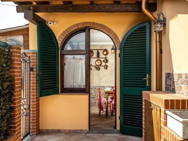 Villa Indipendente in vendita a Legoli, Toscana