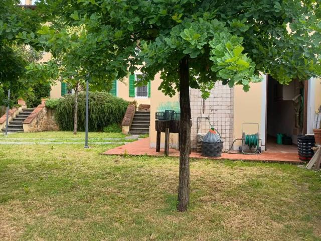 Villa Indipendente in vendita a Legoli, Toscana