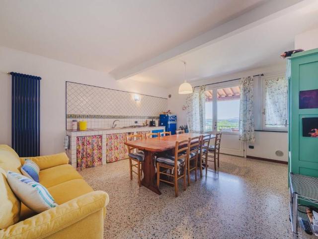 Villa Indipendente in vendita a Legoli, Toscana