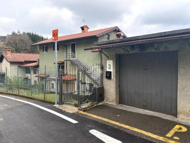 Villa Indipendente in vendita a Borghetto, Palazzago