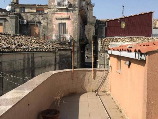 Villa Indipendente in vendita a Palazzolo Acreide, Sicilia