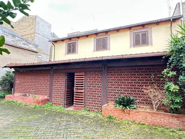 Villa Indipendente in vendita a V Circoscrizione, Palermo