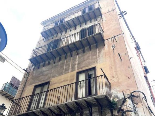Villa Indipendente in vendita a I Circoscrizione, Palermo