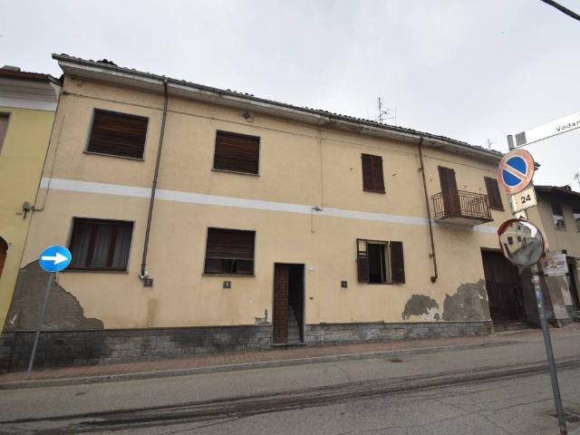 Villa Indipendente in vendita a Palestro, Lombardia