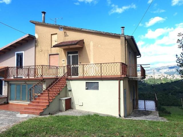 Villa Indipendente in vendita a Paliano, Lazio