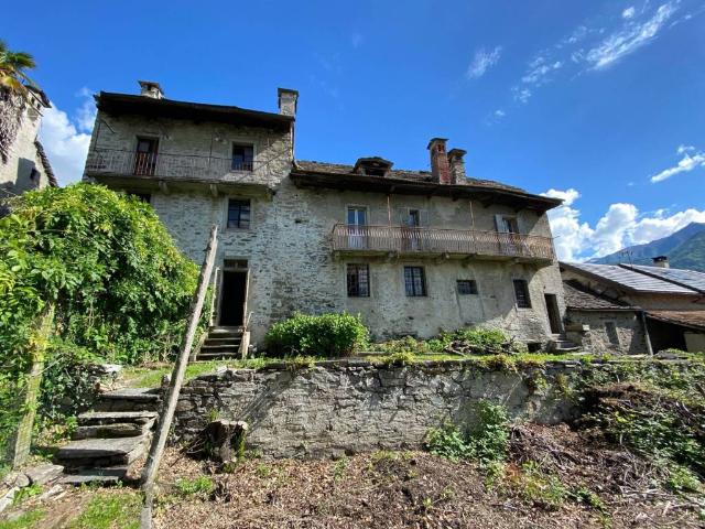 Villa Indipendente in vendita a Bannio Anzino, Piemonte