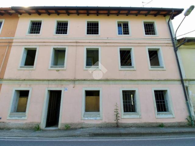 Villa Indipendente in vendita a Palmanova, Friuli-Venezia Giulia