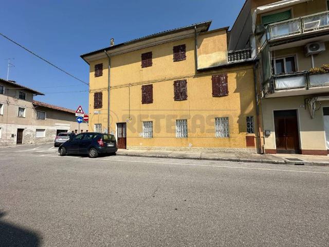Villa Indipendente in vendita a Palmanova, Friuli-Venezia Giulia