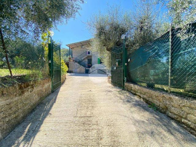 Villa Indipendente in vendita a Casa Generale, Roma Capitale