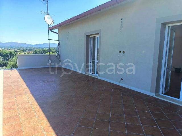 Villa Indipendente in vendita a Padeschiavo, Roma Capitale