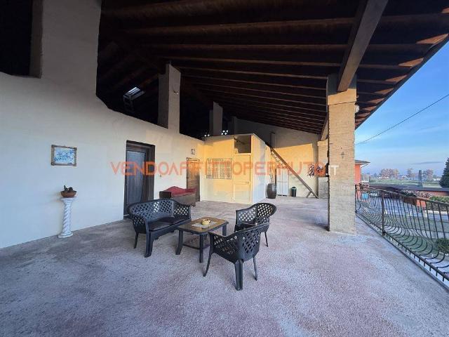 Villa Indipendente in vendita a Palosco, Lombardia