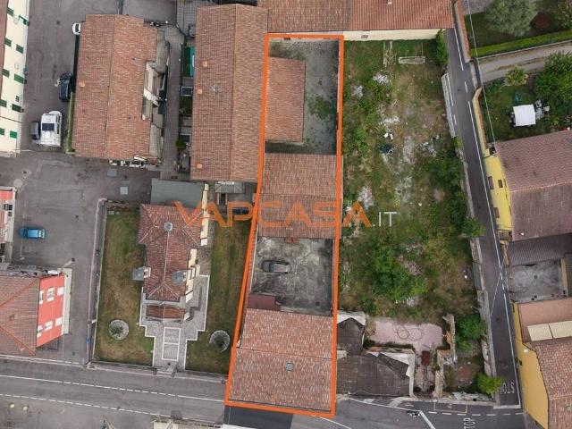 Villa Indipendente in vendita a Palosco, Lombardia