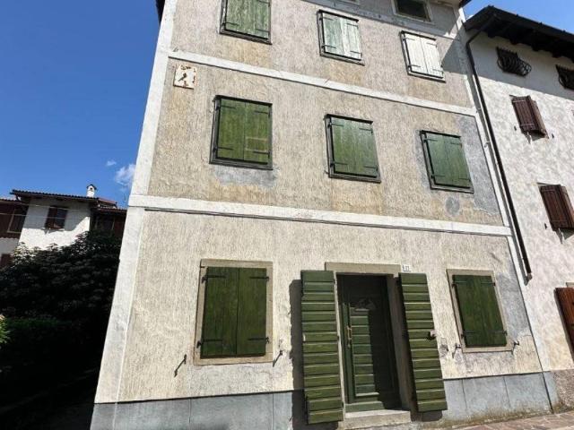 Villa Indipendente in vendita a Paluzza / Paluce, Paluzza / Paluce / Palutsch