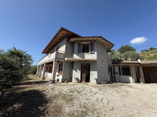 Villa Indipendente in vendita a Panicale, Umbria