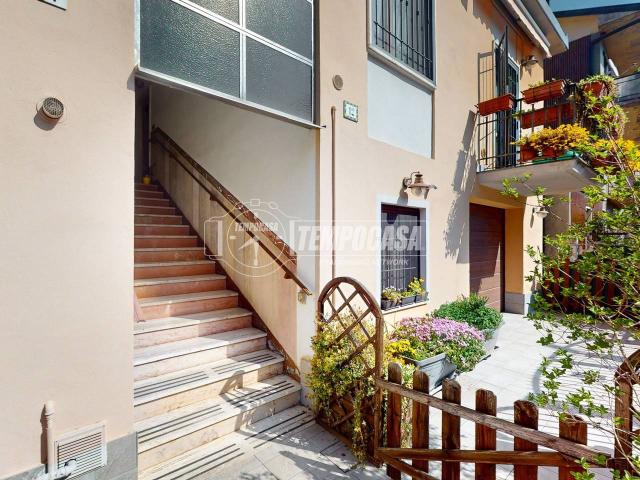 Villa Schiera in vendita a Pantigliate, Lombardia
