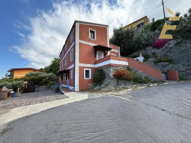 Villa Indipendente in vendita a Calabria, Cosenza