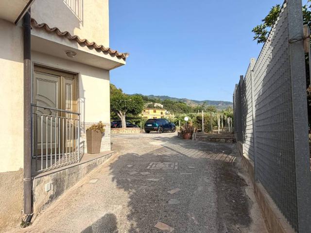 Villa Indipendente in vendita a Calabria, Cosenza