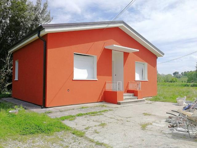 Villa Indipendente in vendita a Papozze, Veneto