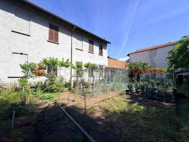 Villa Indipendente in vendita a Ravello, Parabiago