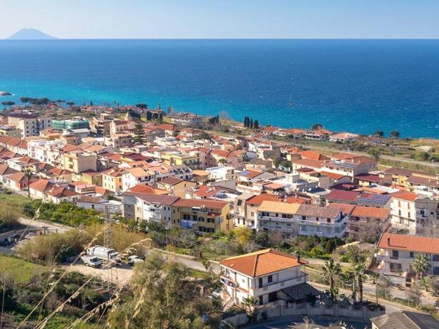 Villa Indipendente in vendita a Calabria, Vibo Valentia